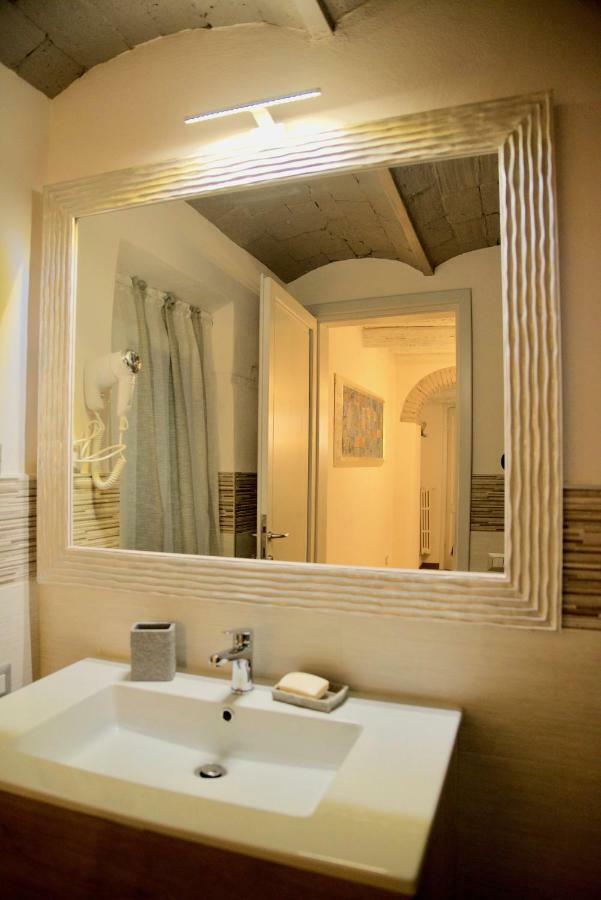 Giselle Suite - Brand New Flat In Santa Maria Novella Florencia Exterior foto